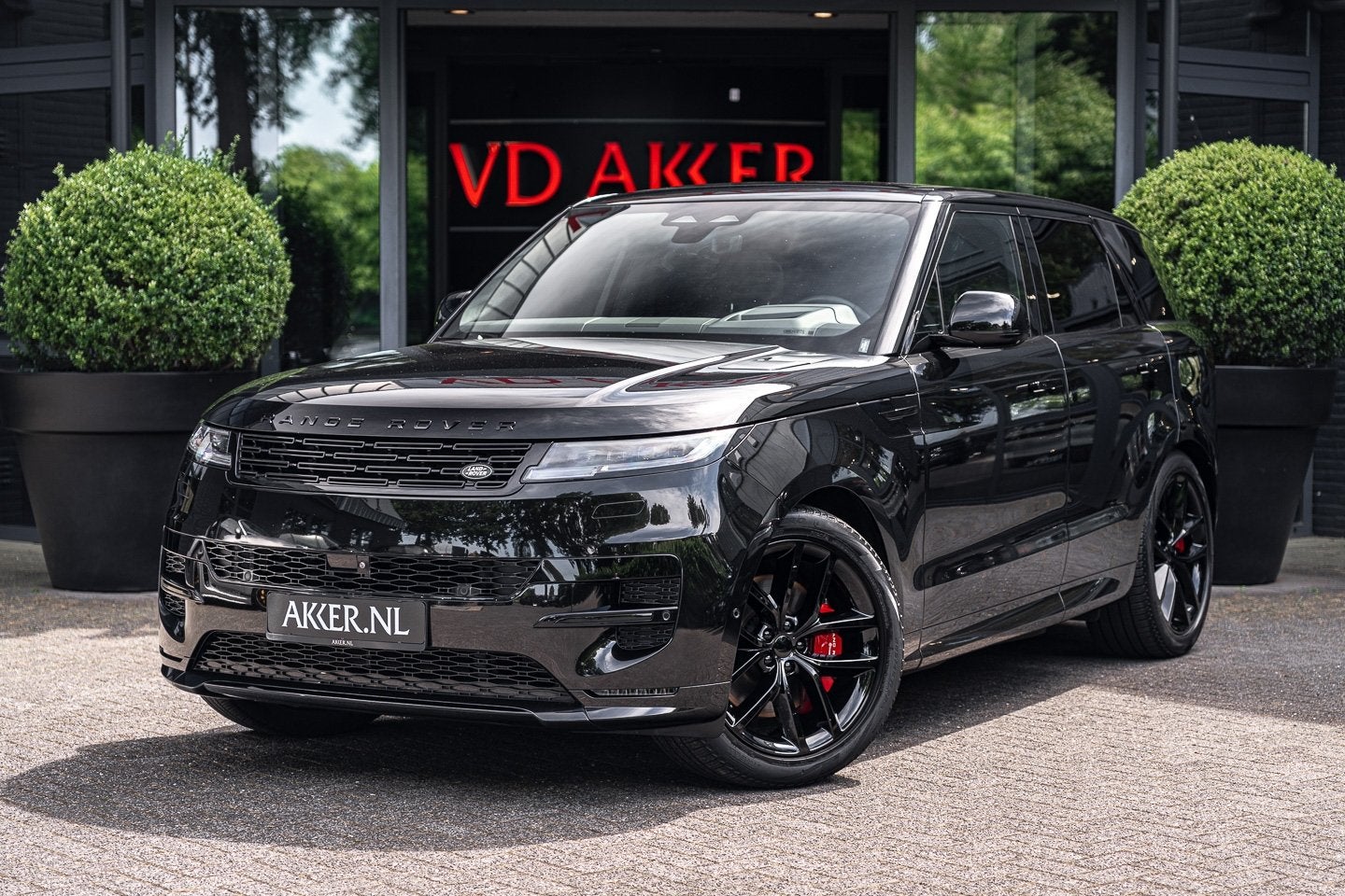 Land Rover Range Rover Sport P510E First Edition | Vierwiels, Auto's, Land Rover, Automaat, Gebruikt, Zwart, USB