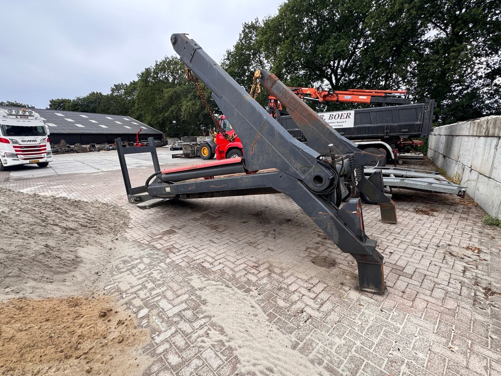 Portaal auto. Portaal systeem haakarm container, Ophalen, Hijswerktuig