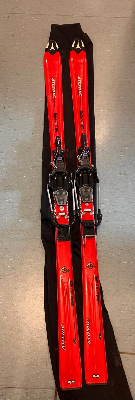 Atomic ski's met Voile bindingen, Sport en Fitness, Skiën en Langlaufen, Ophalen, 160 tot 180 cm, Gebruikt, Atomic