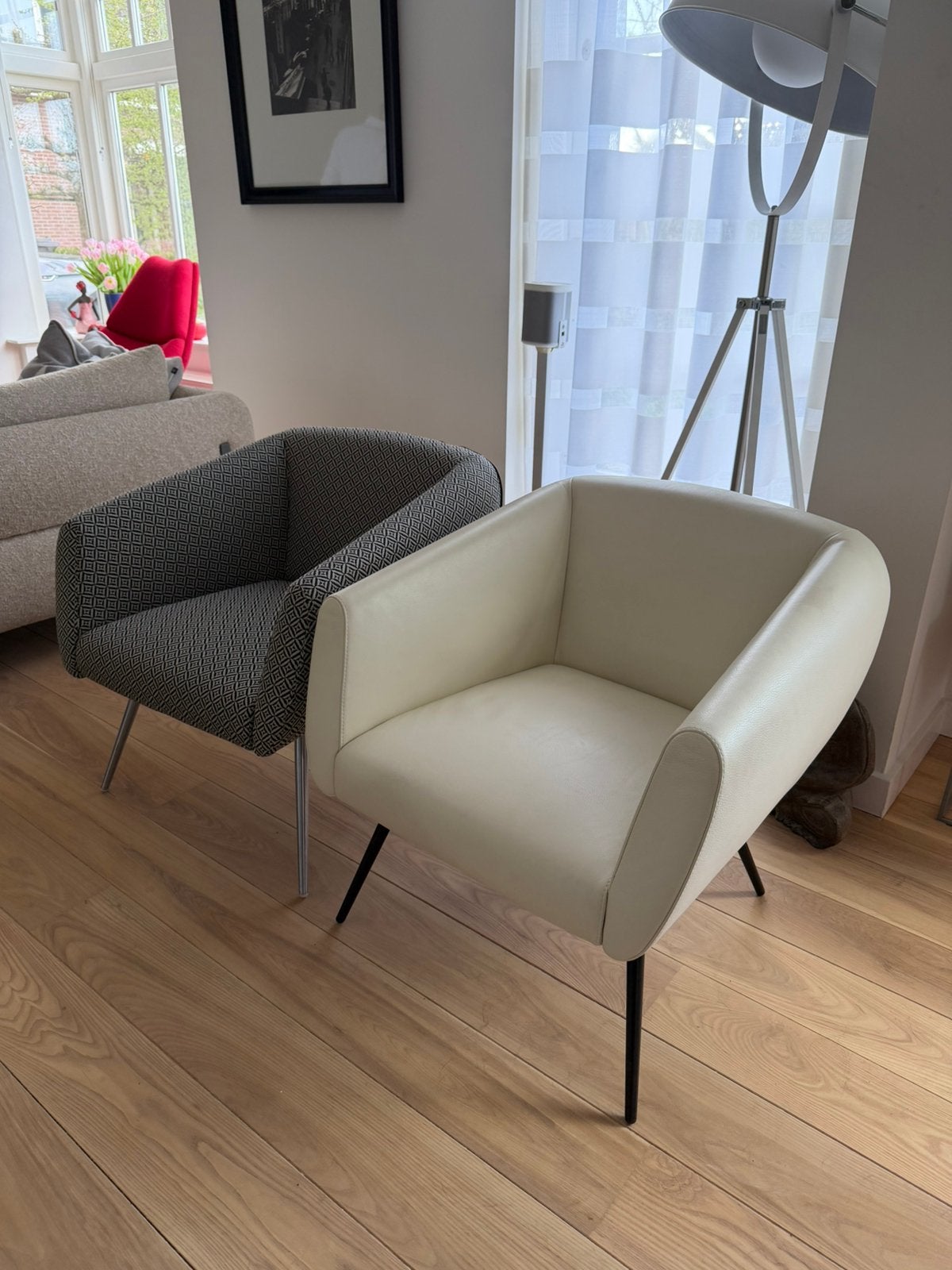 2 Leolux stoelen (set leer en stof), Huis en Inrichting, Ophalen, Zo goed als nieuw, Leer, Twee