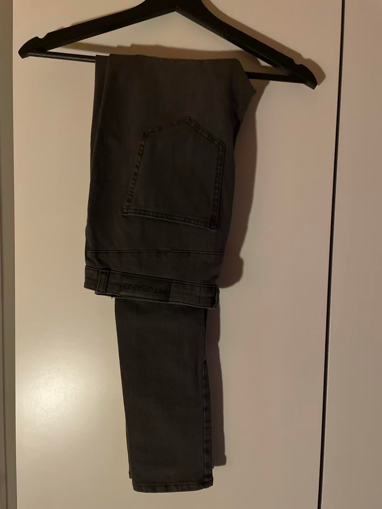 FITJEANS grijze spijkerbroek, Ophalen of Verzenden, Nieuw, Grijs, Overige jeansmaten