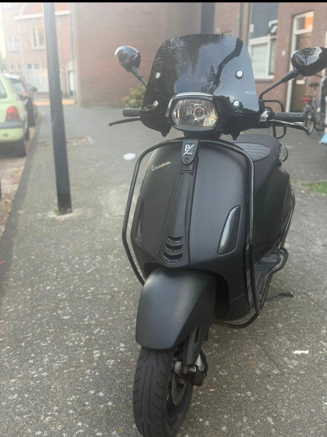 vespa sprint full options, Fietsen en Brommers, Ophalen, Zo goed als nieuw, Benzine, Maximaal 25 km/u