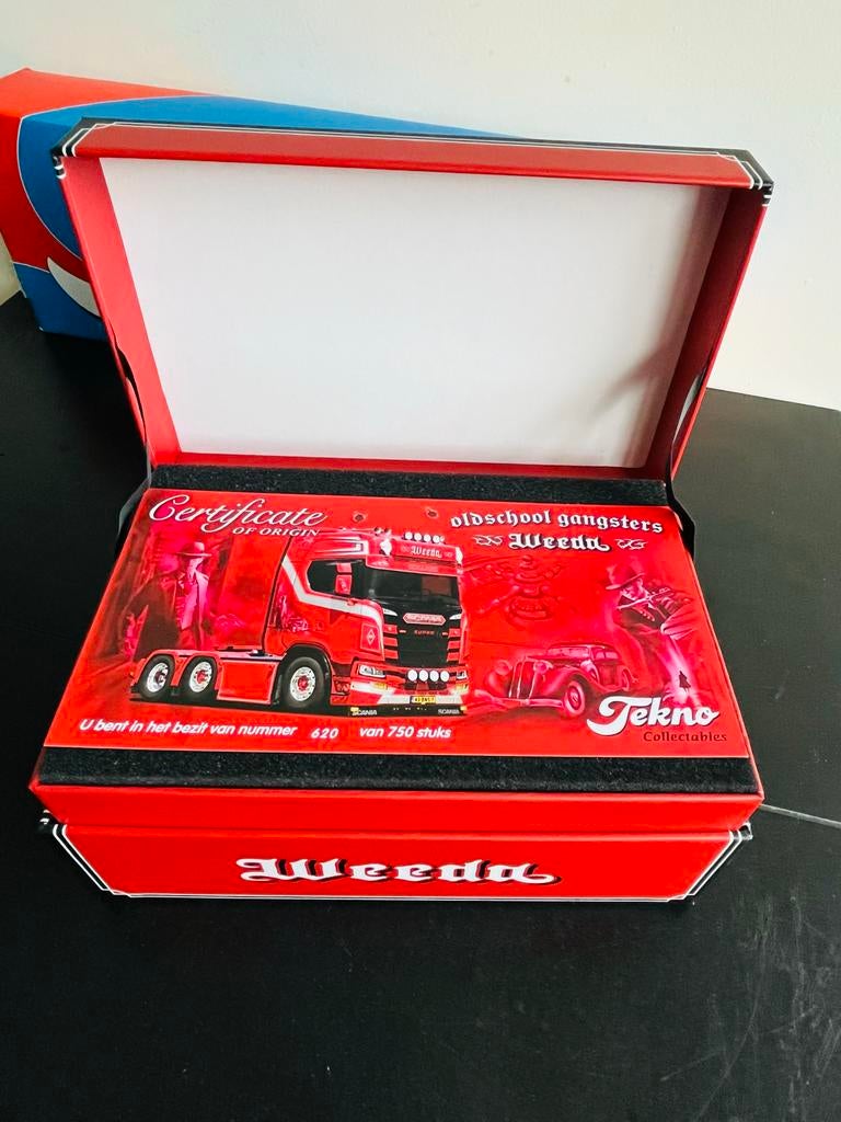 Tekno Weeda Scania "Oldschool Gangsters" 1:50 - Nieuw, Ophalen of Verzenden, Zo goed als nieuw