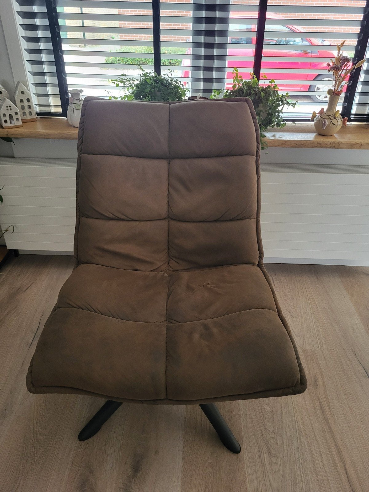 bruine draaifauteuil, Ophalen, Gebruikt, Bruin, Eén