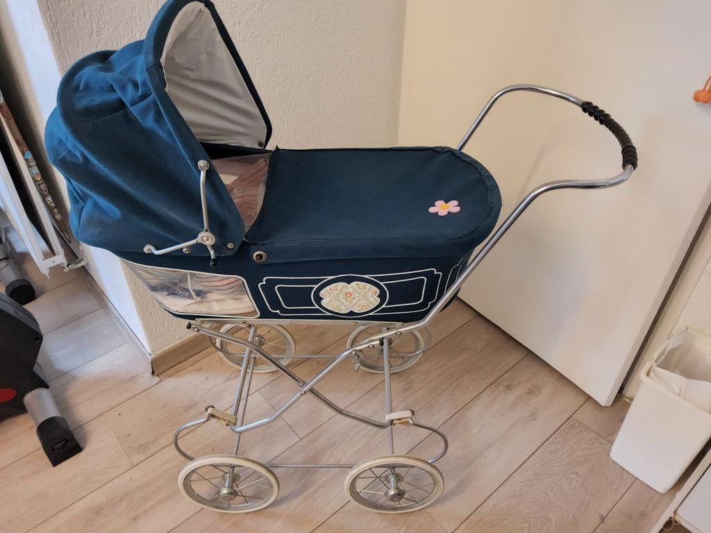 Blauwe poppenwagen, Verzenden, Jongen of Meisje