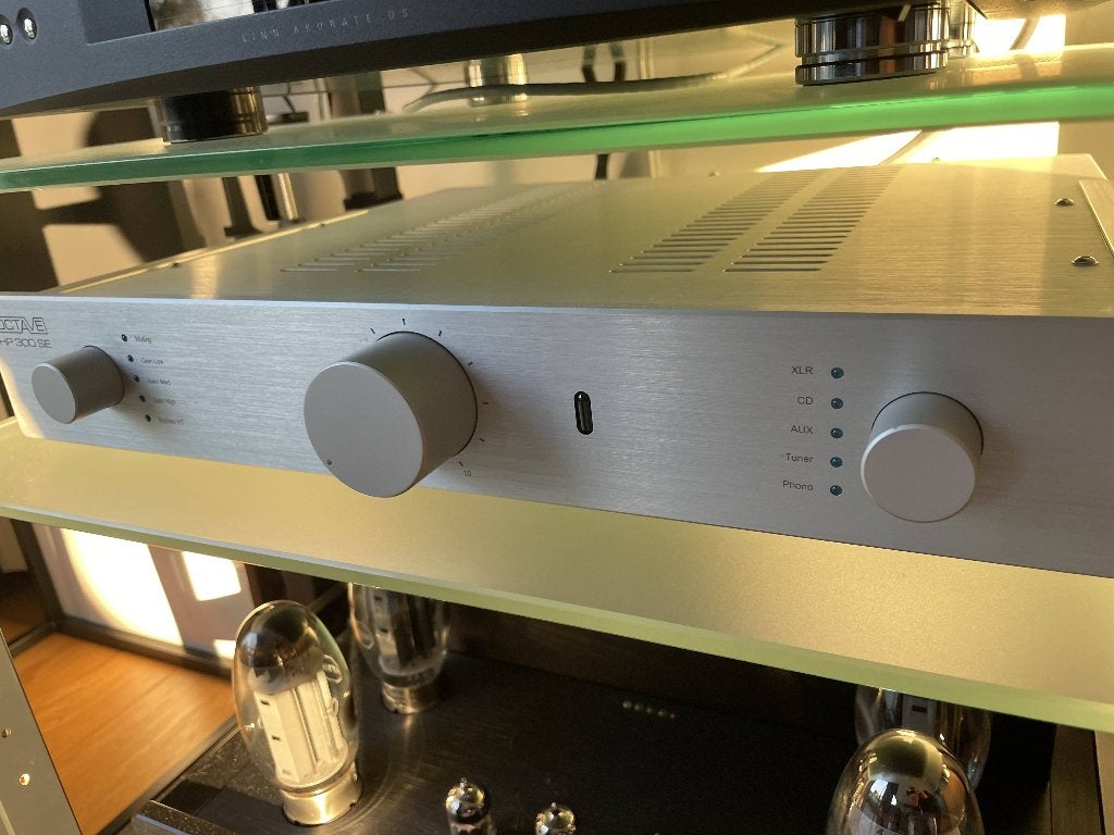 Octave HP 300 SE Buizenvoorversterker, Ophalen, Versterker