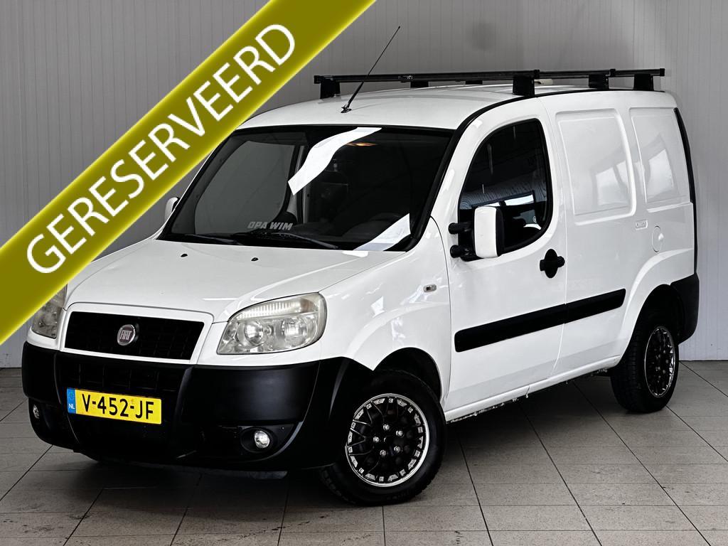 Fiat Doblò 1.4 SX HD MARGE!/ D-Riem verv: 170.000 KM!/ Zij-, Auto's, Bestelauto's, Stof, Gebruikt, Zwart, 4 cilinders