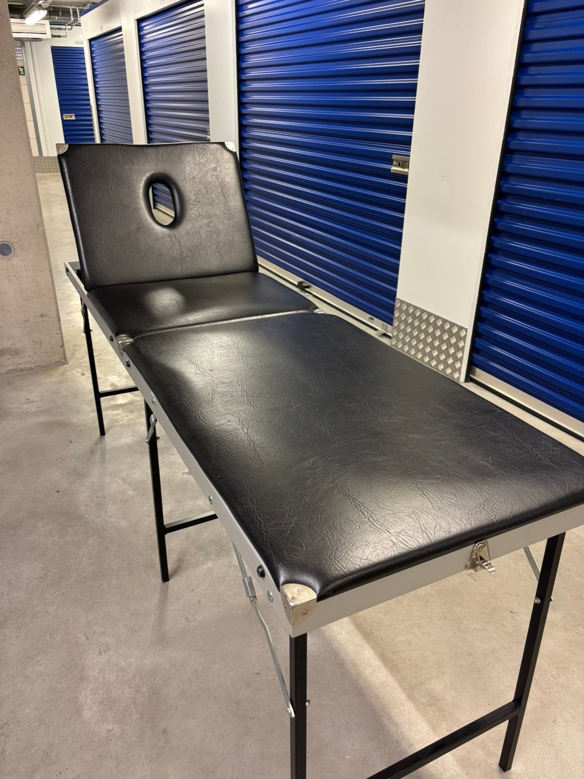 Massagetafel / zwart / 2.90 - 50, Ophalen, Zo goed als nieuw, Massagetafel