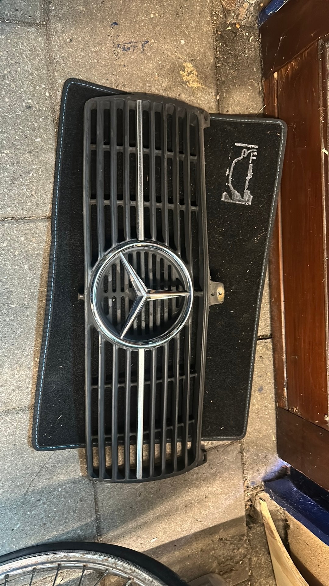 Mercedes w124 grill tuning schatz, Ophalen of Verzenden