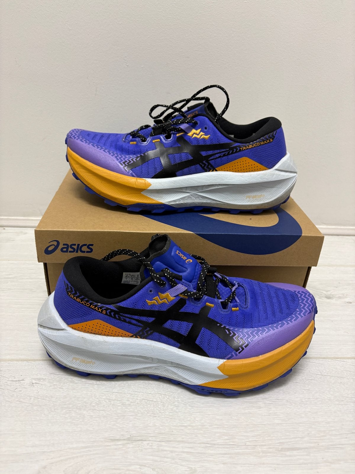 Asics Trabuco Max 5 - Mt 41.5, Ophalen, Zo goed als nieuw