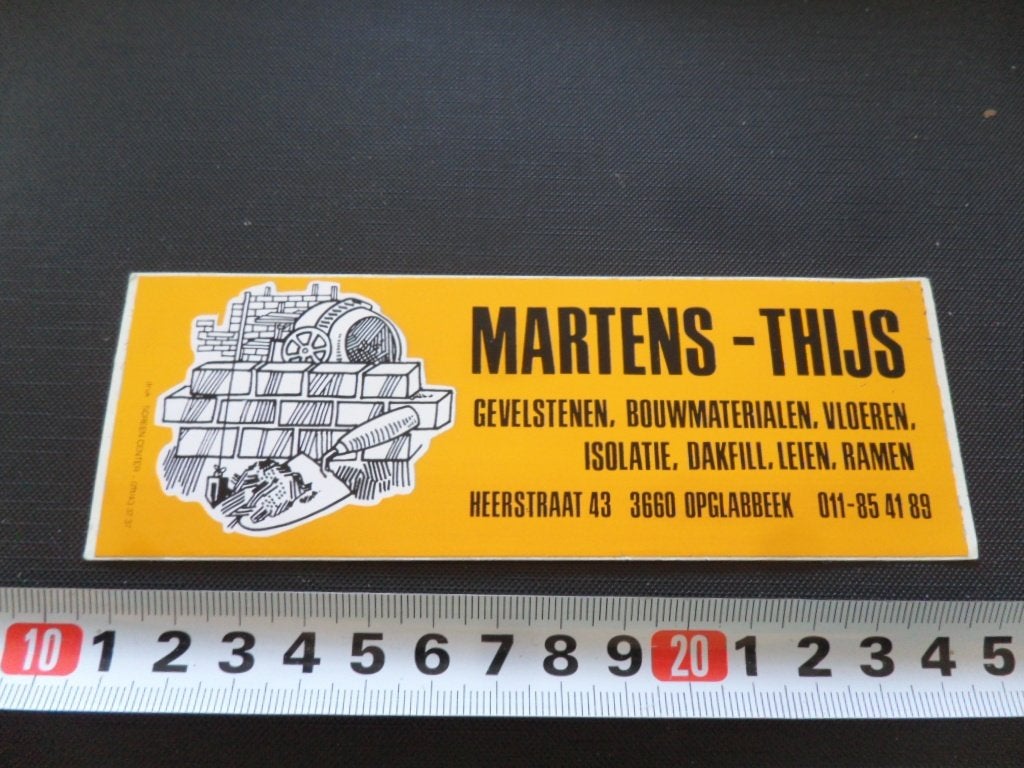 sticker belgië opglabbeek MARTENS - THIJS gevelstenen geel, Ophalen of Verzenden, Zo goed als nieuw