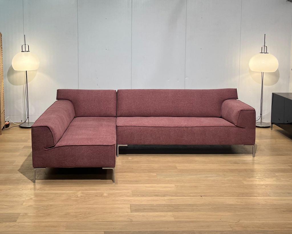 NIEUW GESTOFFEERD Design on Stock Bloq Hoekbank Aubergine, Huis en Inrichting, Banken | Bankstellen, 250 tot 300 cm, Hoekbank