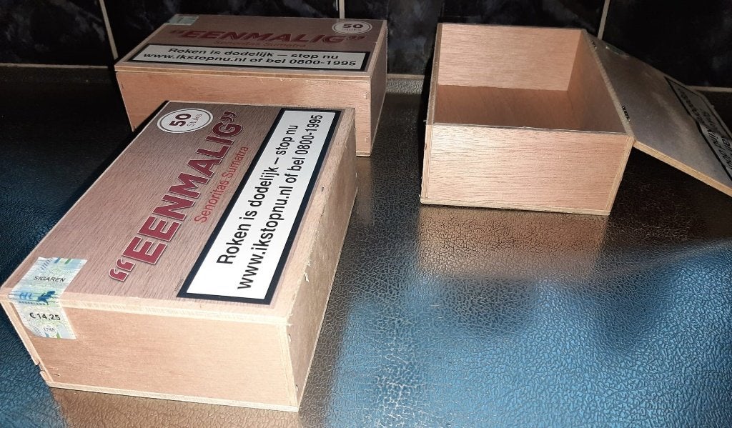 Lege houten sigarenkistjes ("EENMALIG" -Triplex-). Groot, Beschrijfbaar, Zo goed als nieuw, Knutselwerk, Overige merken