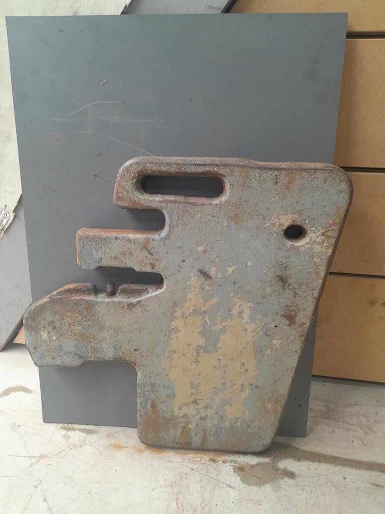 Frontgewichten Deutz 06 serie en onderdelen 8006 9006 10006, Ophalen