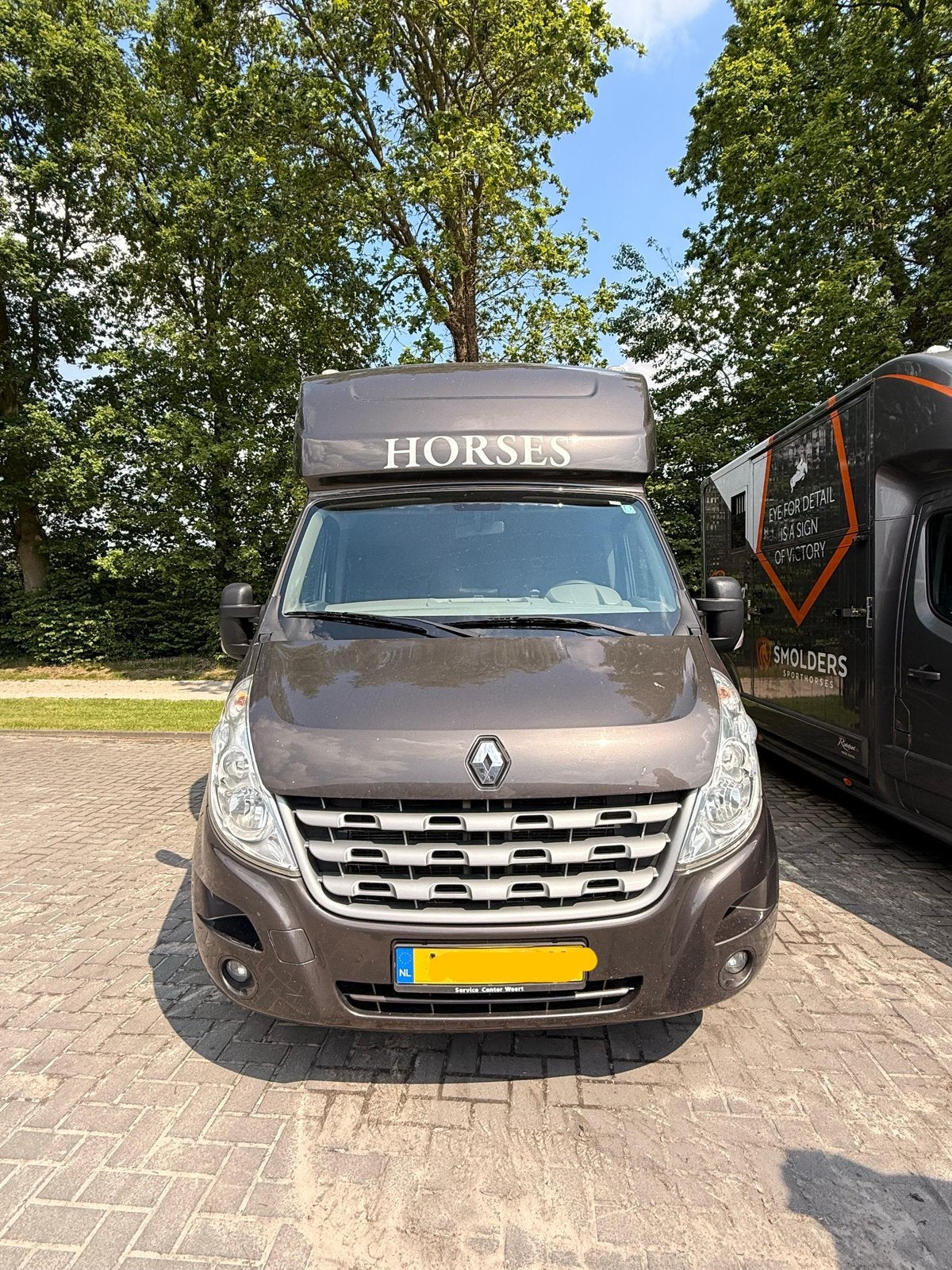 Roelofsen 2-Horse