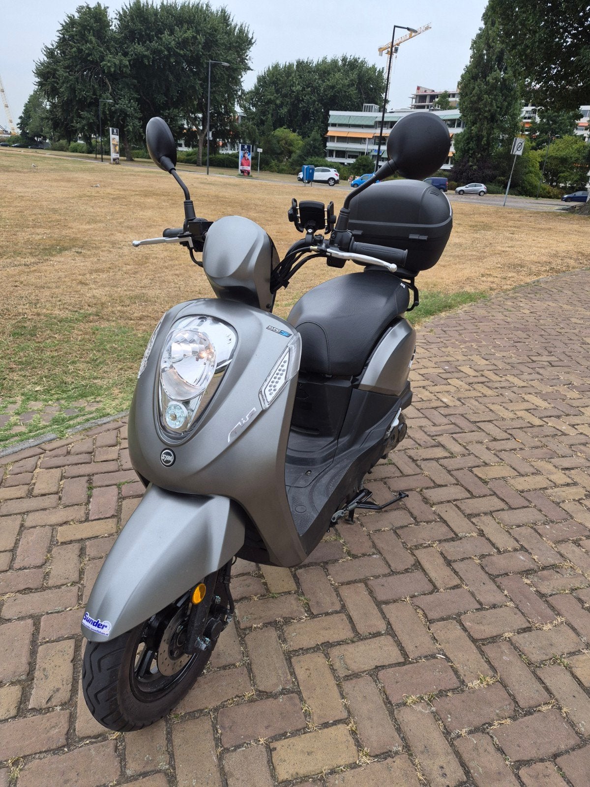 Sym Mio 50 Scooter - Zo goed als nieuw, slechts 1760 km!, SYM, Ophalen of Verzenden, Zo goed als nieuw, Benzine