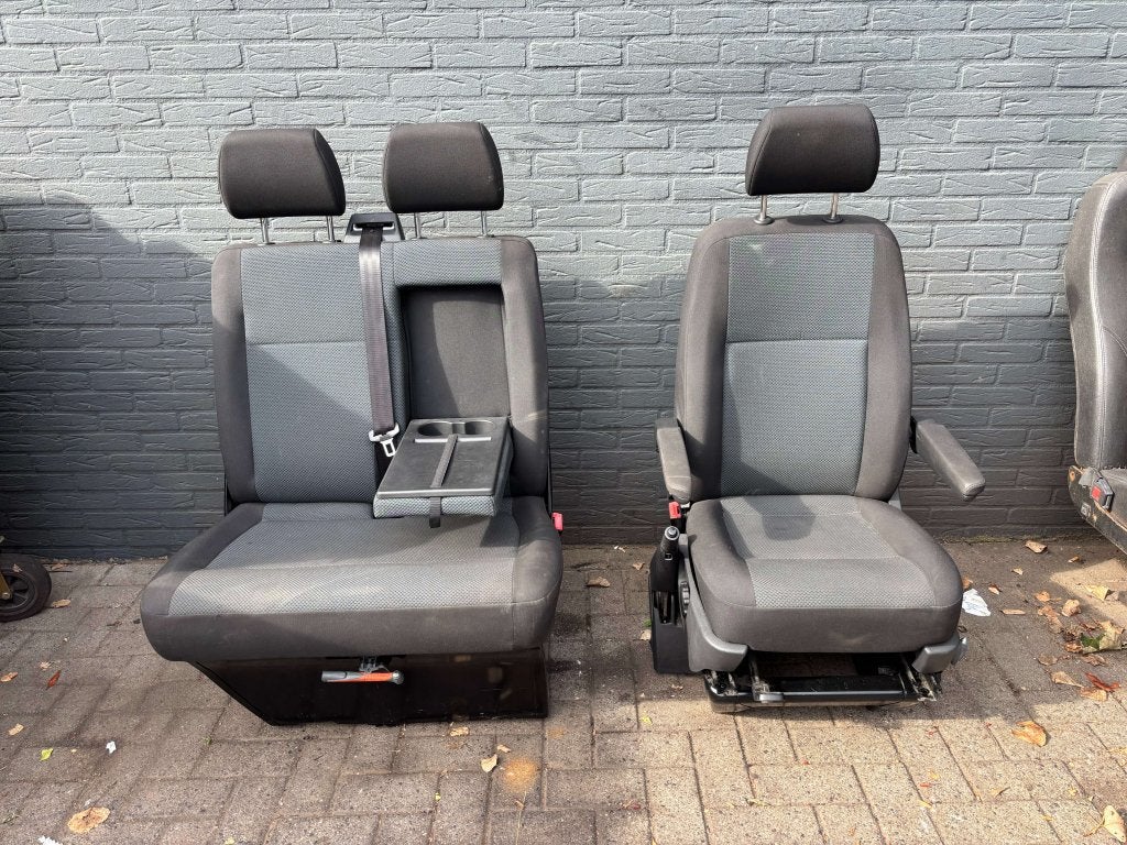 Volkswagen Transporter T6 interieur voorstoelen 2+1 compleet, Niet ingevuld, Gebruikt, Volkswagen, Niet ingevuld