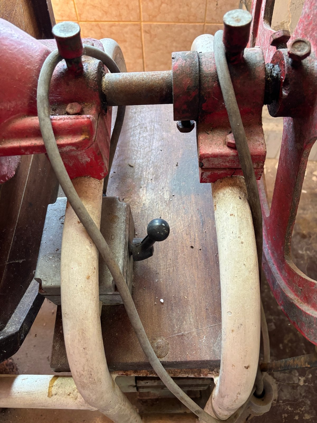 Antieke boterkarn met motor - Vintage boerderijmachine, Ophalen, Gebruikt