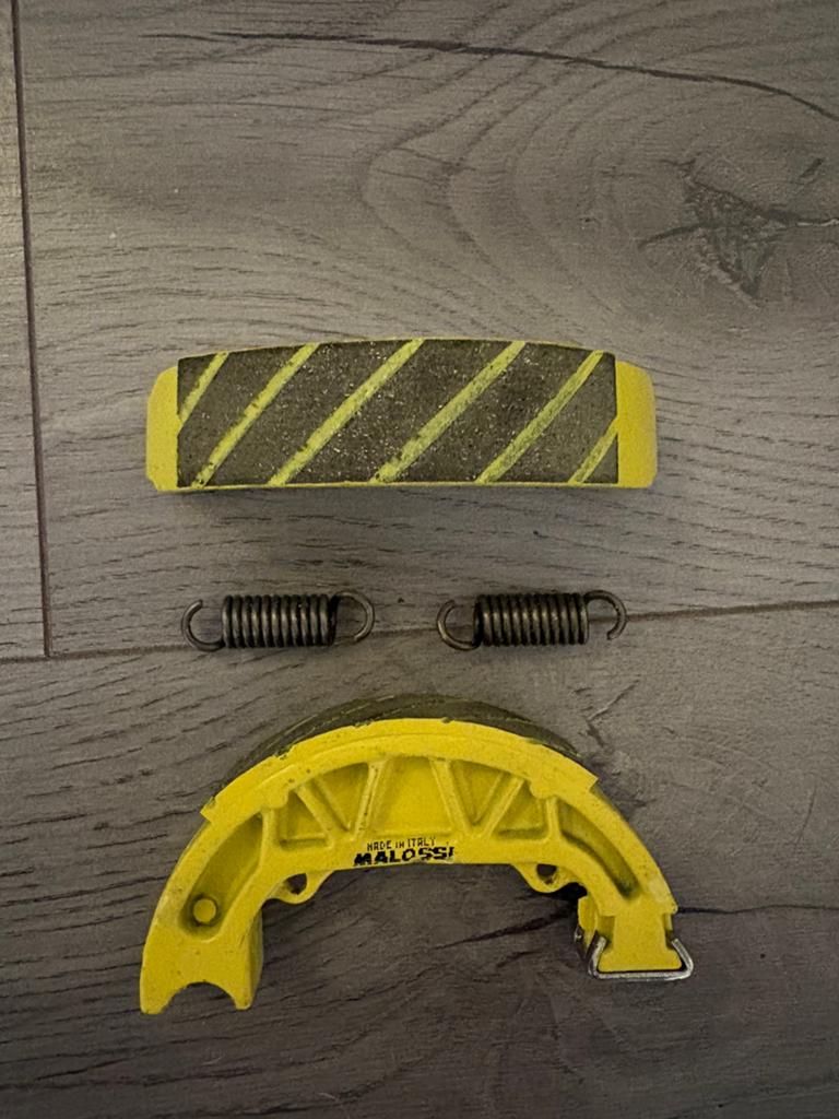 Nieuwe Remschoenen Malossi MHR Piaggio oud type: Zip, Fietsen en Brommers, Ophalen of Verzenden, Nieuw