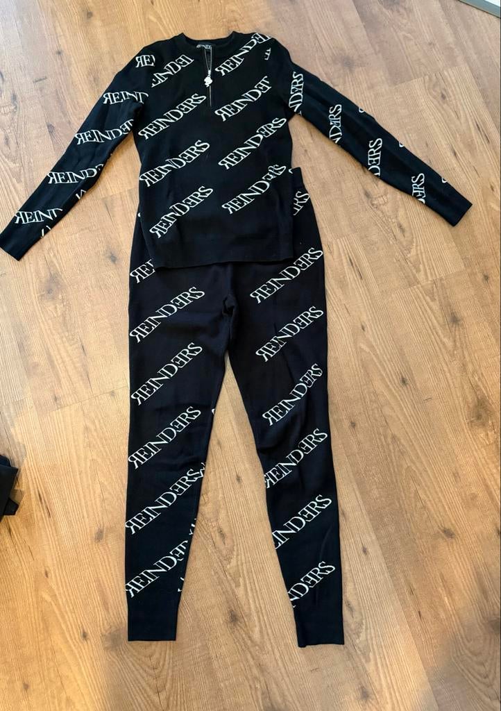 Reinders set (broek en trui) - Maat S/M, Ophalen of Verzenden, Zo goed als nieuw, Maat 36 (S), Zwart