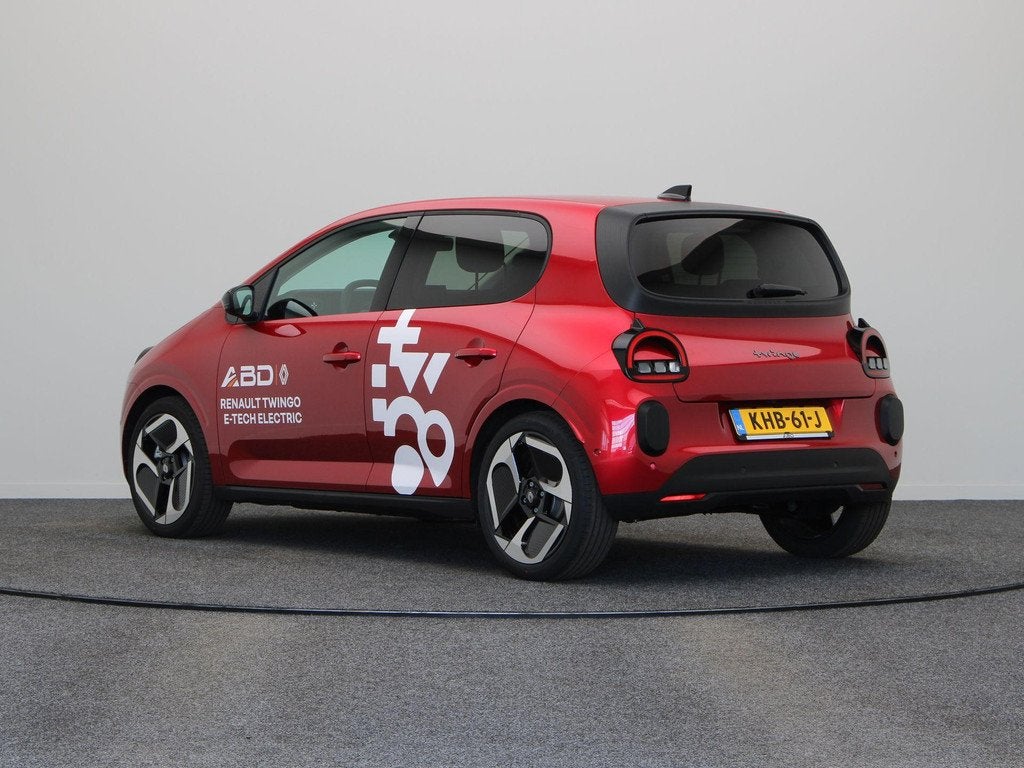 Renault Twingo urban range techno 27.5 kWh | Stoelverwarming, Electronic Stability Program (ESP), 180 min, Origineel Nederlands