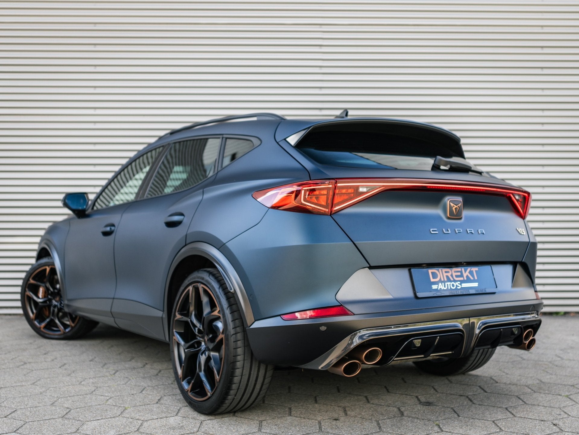 Cupra FORMENTOR 2.5 TSI VZ5 CARBON SCHAAL CAMERA 390PK RS3, Auto's, Automaat, Dealer onderhouden, Gebruikt, Euro 6