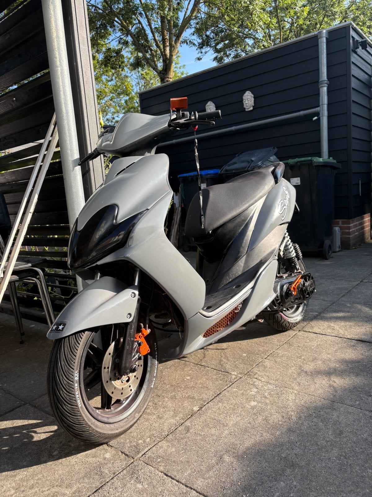 Yamaha jog r 70cc brom, Ophalen, Zo goed als nieuw, Tweetakt, JogR of RR