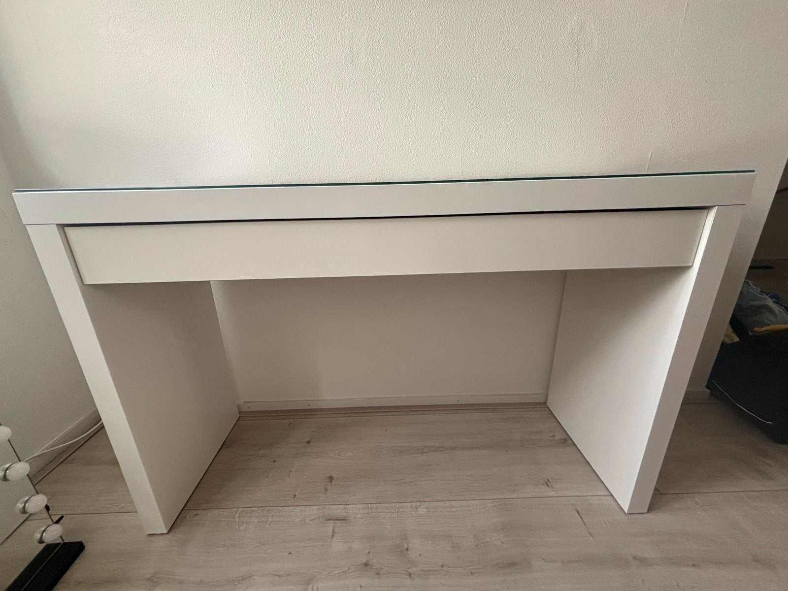 IKEA MALM toilettafel wit met lade en glasplaat, Ophalen, 100 tot 150 cm, Zo goed als nieuw, Minder dan 100 cm
