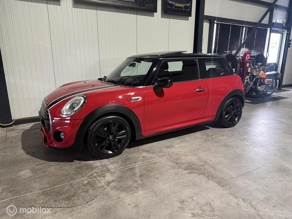Mini Mini 1.5 Cooper Automaat / John Cooper Works, Auto's, Mini, 136 pk, Gebruikt, Euro 6, 4 stoelen