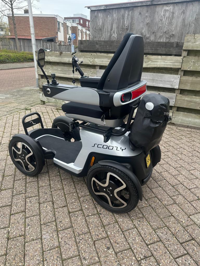 Scootmobiel SCOOZY 5-2024 (was 8500,00 nieuw), Diversen, Ophalen of Verzenden, 46 km of meer, 16 km/u of meer