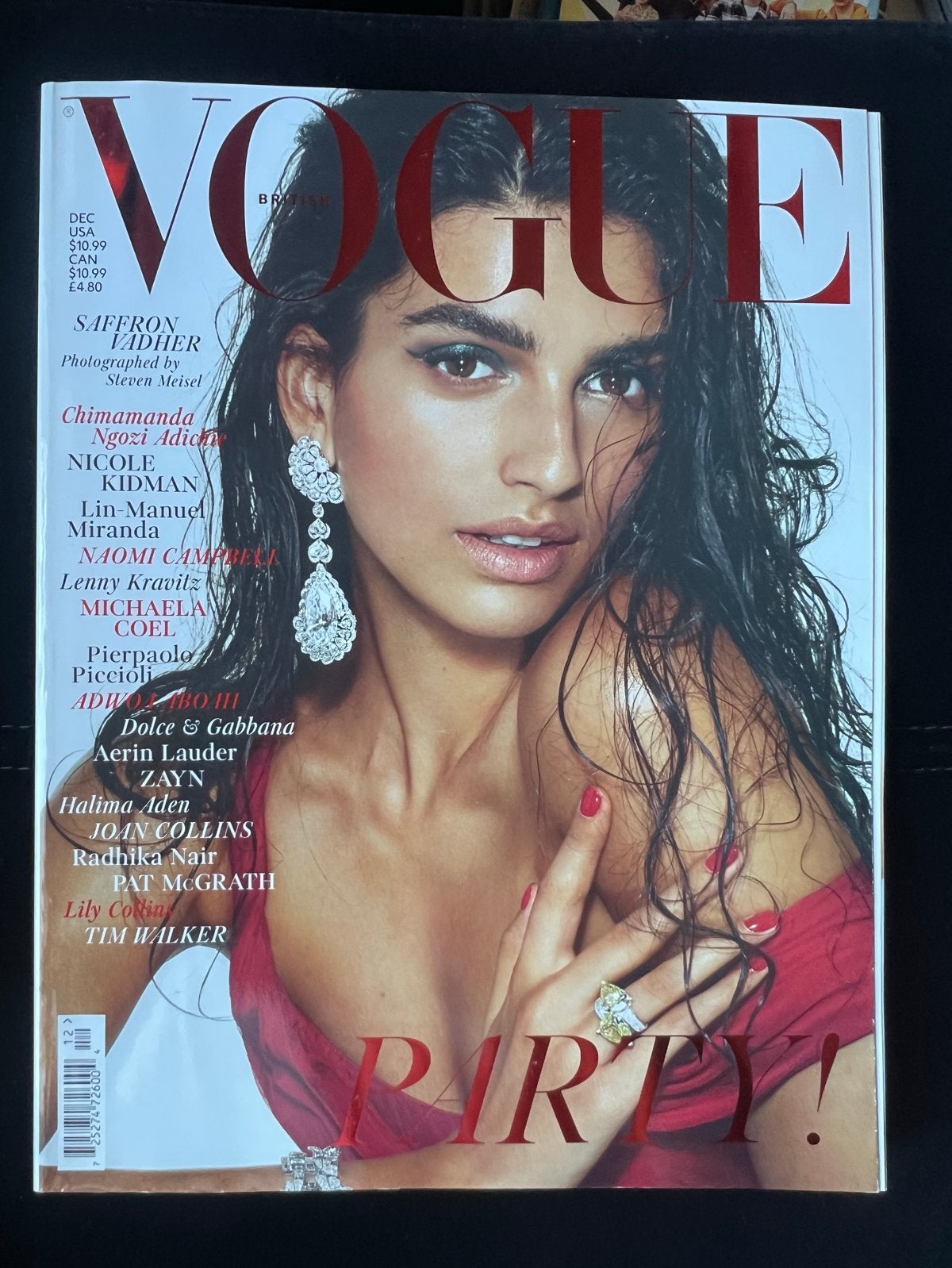 British Vogue Magazine - December 2018 - Saffron Vadher, Boeken, Ophalen of Verzenden, Zo goed als nieuw, Glossy