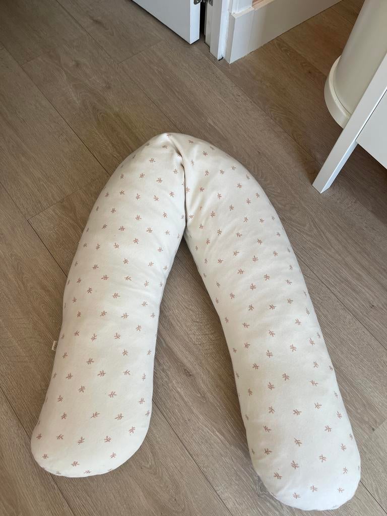 Voedingskussen inclusief hoes, Ophalen, Zo goed als nieuw