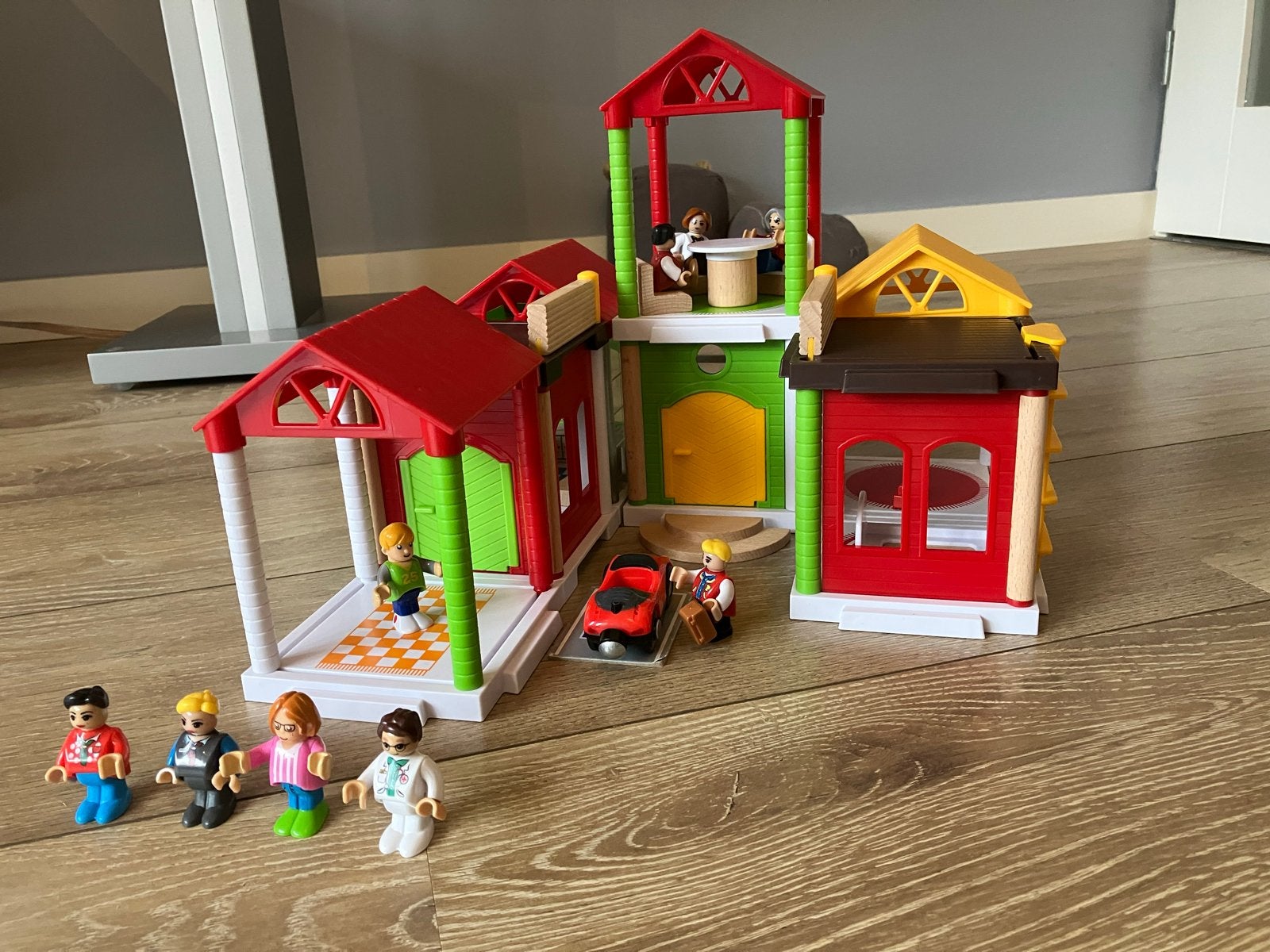 Brio speelhuis met meubels en poppetjes zo goed als nieuw, Ophalen of Verzenden, Zo goed als nieuw, Jongen of Meisje