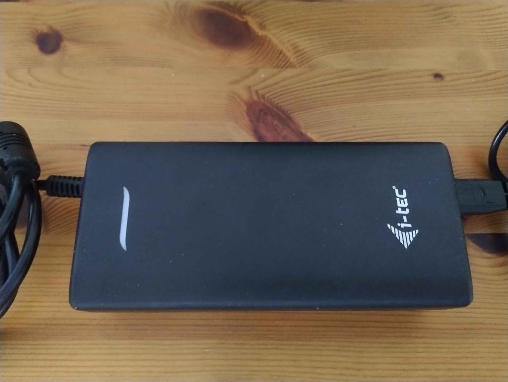 i-tec 100 watt universele USB-C oplader, Computers en Software, Laptop-opladers, Ophalen of Verzenden, Zo goed als nieuw, I-tec