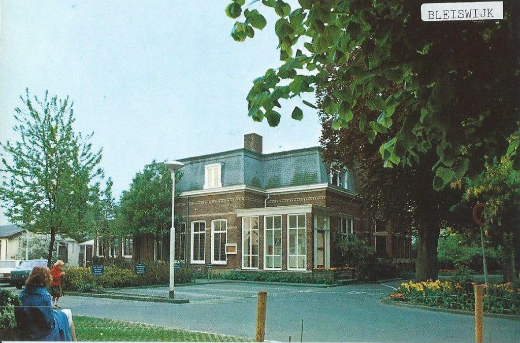 Oude Ansichtkaart Bleiswijk Gemeentehuis, Verzamelen, Ansichtkaarten | Nederland, Verzenden, 1980 tot heden, Ongelopen, Zuid-Holland