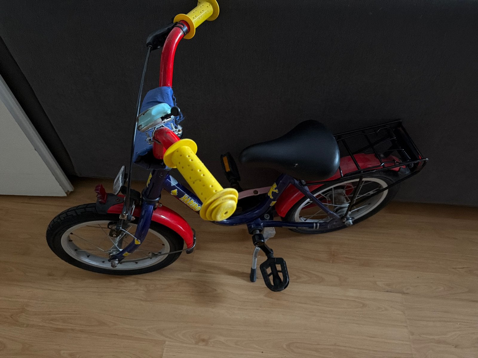 Haribo kinderfiets 14 inch met bagagedrager, Ophalen of Verzenden, Gebruikt, Minder dan 16 inch