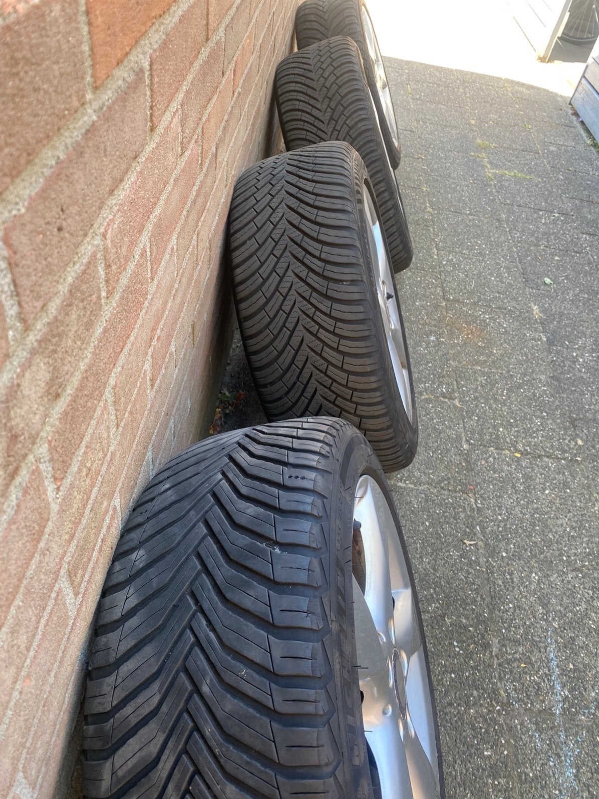 Mercedes Velgen met banden, Auto-onderdelen, Banden en Velgen, Ophalen, Banden en Velgen, 17 inch, Winterbanden