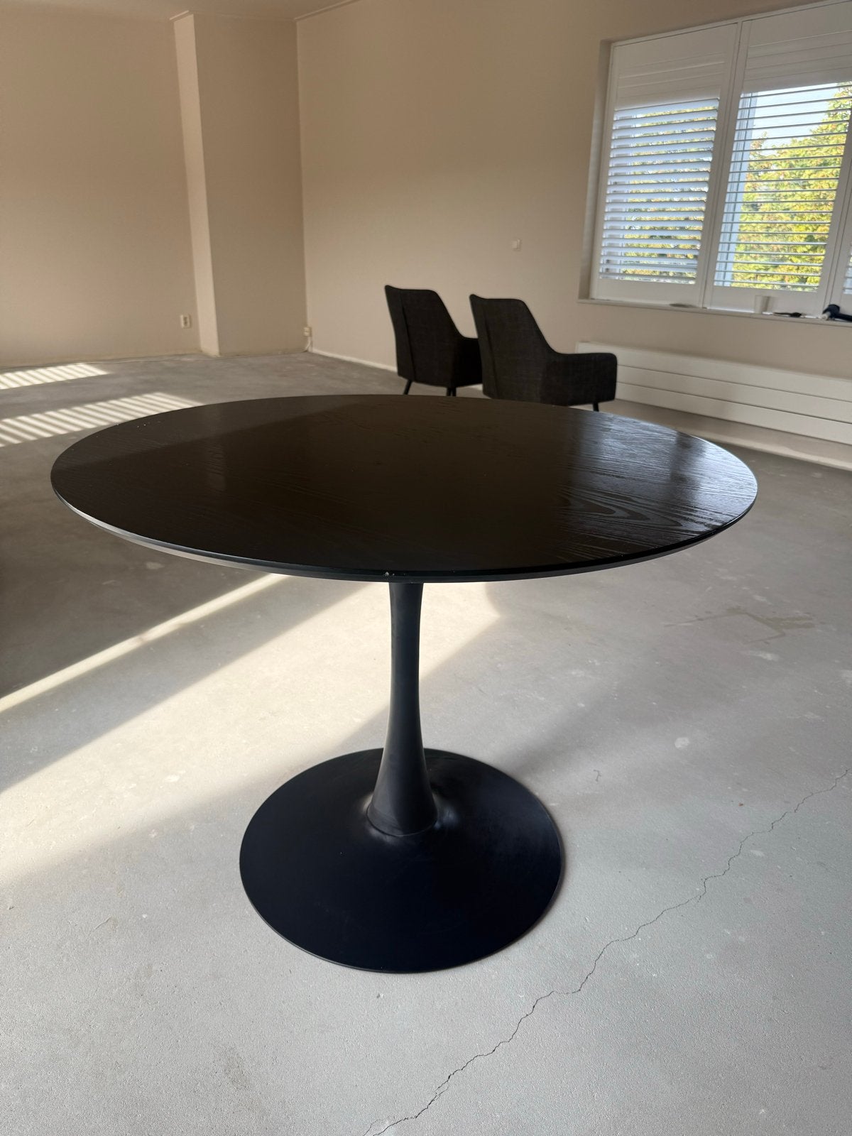 Ronde zwarte eettafel, Huis en Inrichting, Ophalen, Gebruikt, Rond