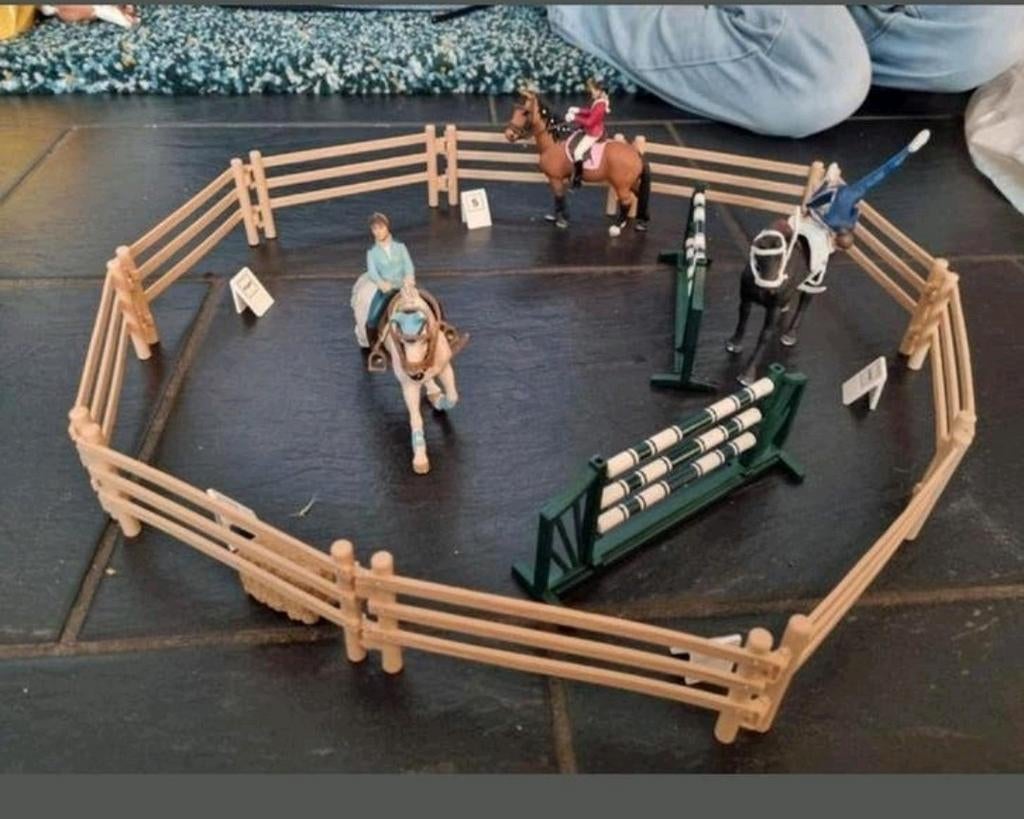 Schleich spring parcours, Ophalen of Verzenden, Zo goed als nieuw