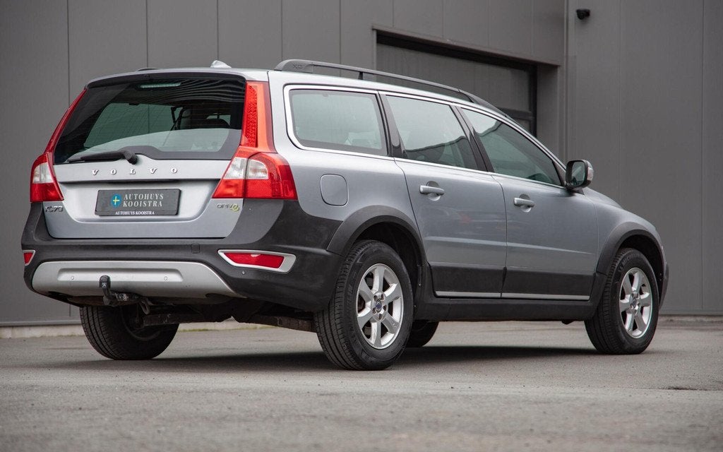 Volvo XC70 2.0 D3 FWD Momentum Cruise|Clima|Trekhaak, Auto's, Volvo, Voorwielaandrijving, Euro 5, Gebruikt, 1984 cc
