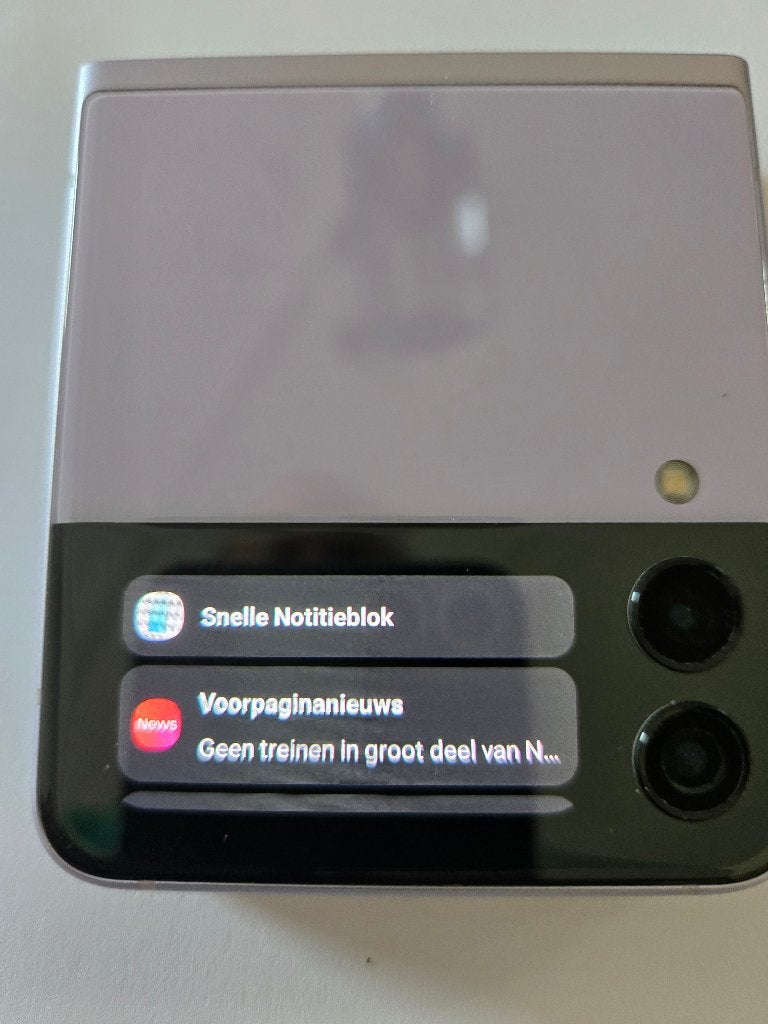 Foto 5 van Mobiele telefoon Samsung Galaxy Z Flip3 5G