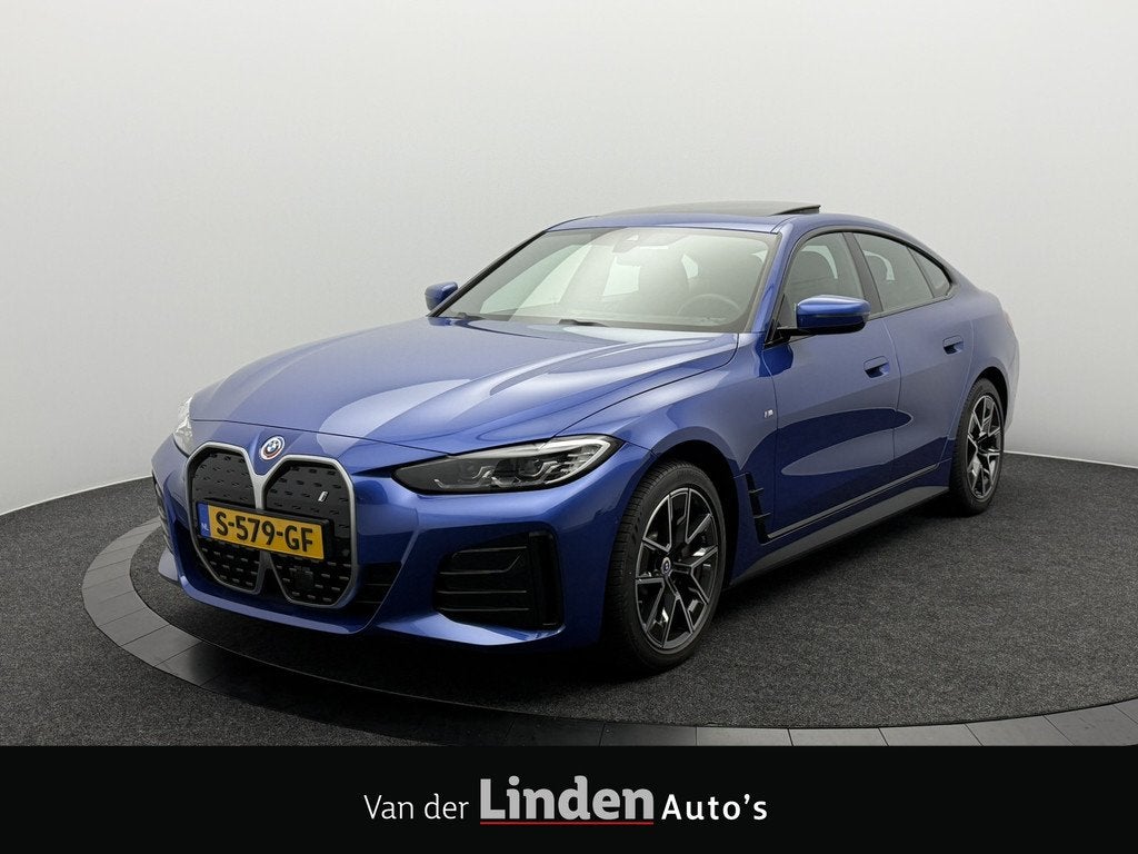 BMW i4 eDrive40 M-Sport 84 kWh | Live Cockpit Plus | Schuifd, Achterwielaandrijving, Gebruikt, Blauw, 340 pk
