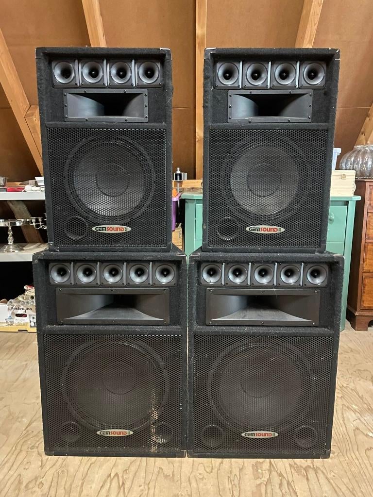 Gemsound Speakerset, American audio en QSC Versterker, Gebruikt, 120 watt of meer, Front, Rear of Stereo speakers, Ophalen