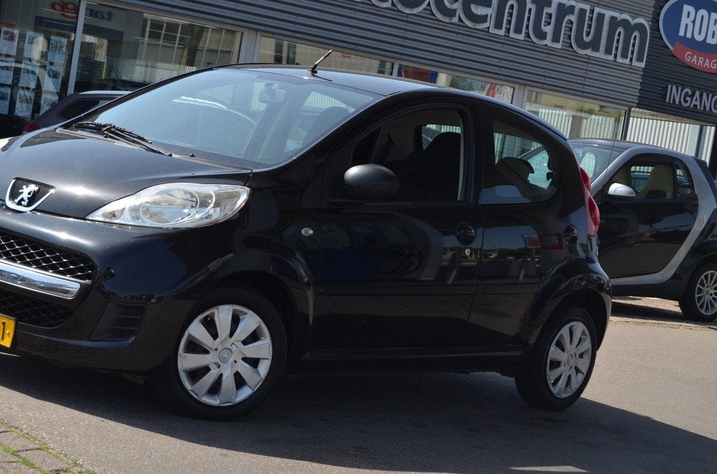 Peugeot 107 1.0-12V XS|AIRCO|ELECTR.PAKKET|AUTOMAAT|5 DEURS, Gebruikt, 4 stoelen, Origineel Nederlands, Bedrijf