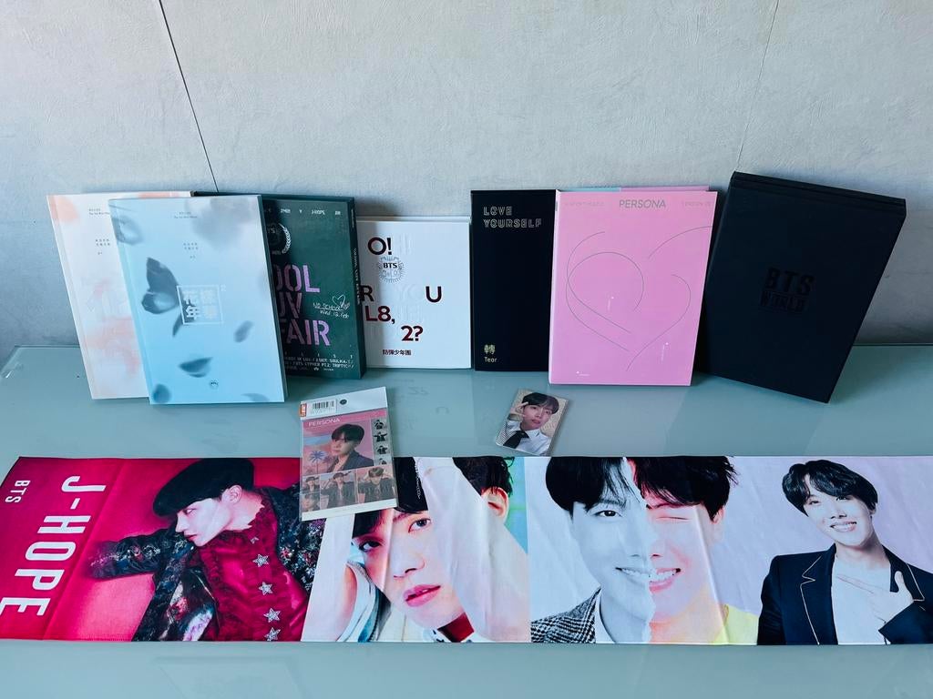 BTS: K-pop Albums met J-Hope Fotokaarten [Collectie], Ophalen of Verzenden, Zo goed als nieuw, Cd of Plaat