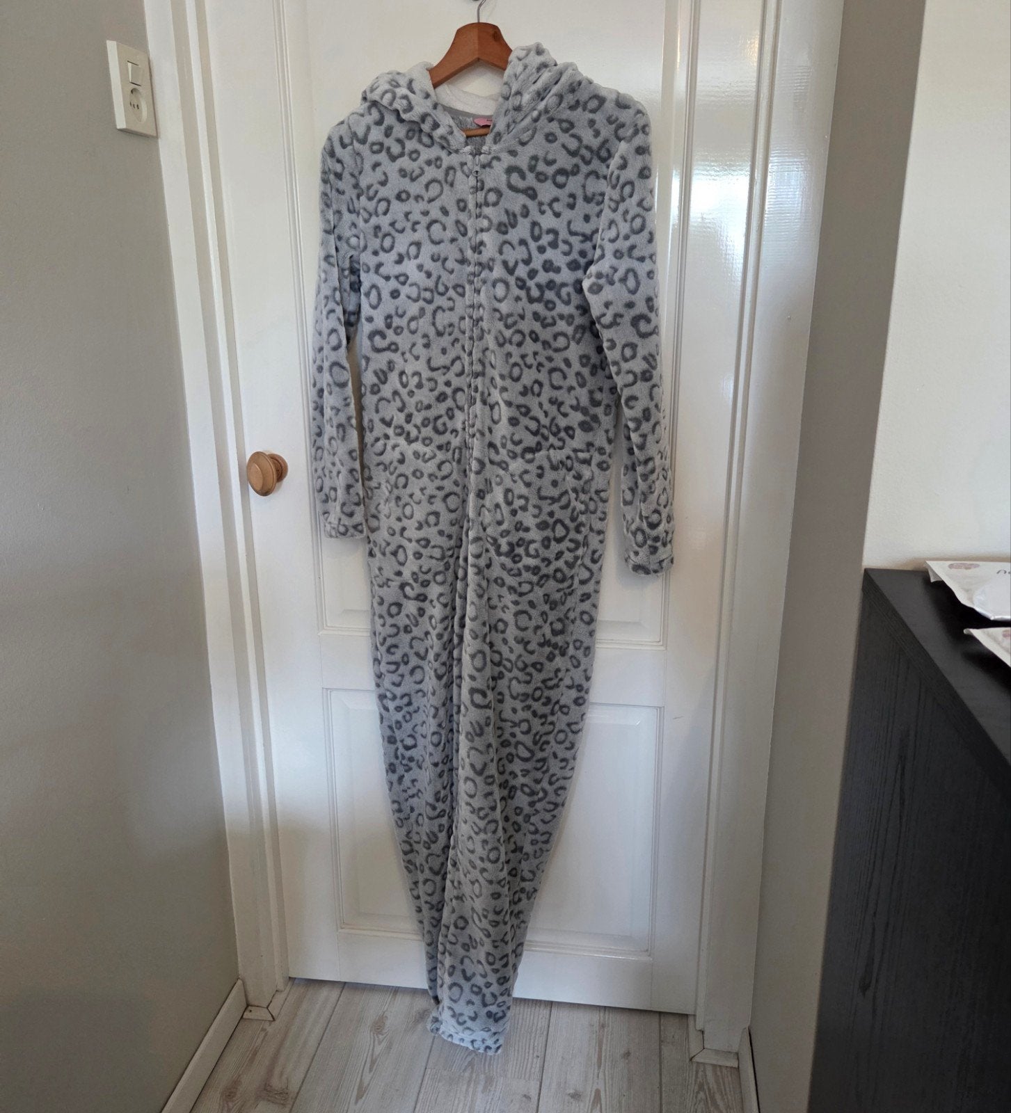 Hunkemöller Onesie met Luipaardprint - Maat S, Kleding | Dames, Ophalen of Verzenden, Zo goed als nieuw, Maat 36 (S), Hunkemöller
