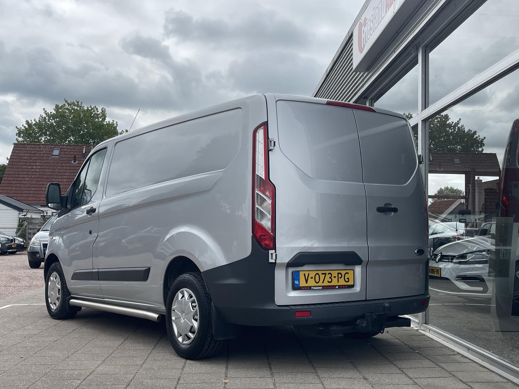 Ford Transit Custom 270 2.0 TDCI L1H1 Economy Edition /BTW/3, Voorwielaandrijving, Stof, 4 cilinders, Met garantie (alle)