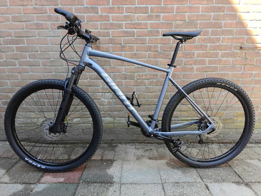 GIANT MTB TALON 2, Fietsen en Brommers, Ophalen, 57 cm of meer, Hardtail, Heren