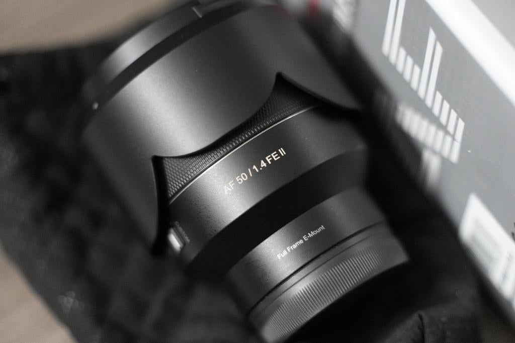 Samyang AF 50mm f/1.4 FE ii, Ophalen of Verzenden, Zo goed als nieuw, Standaardlens
