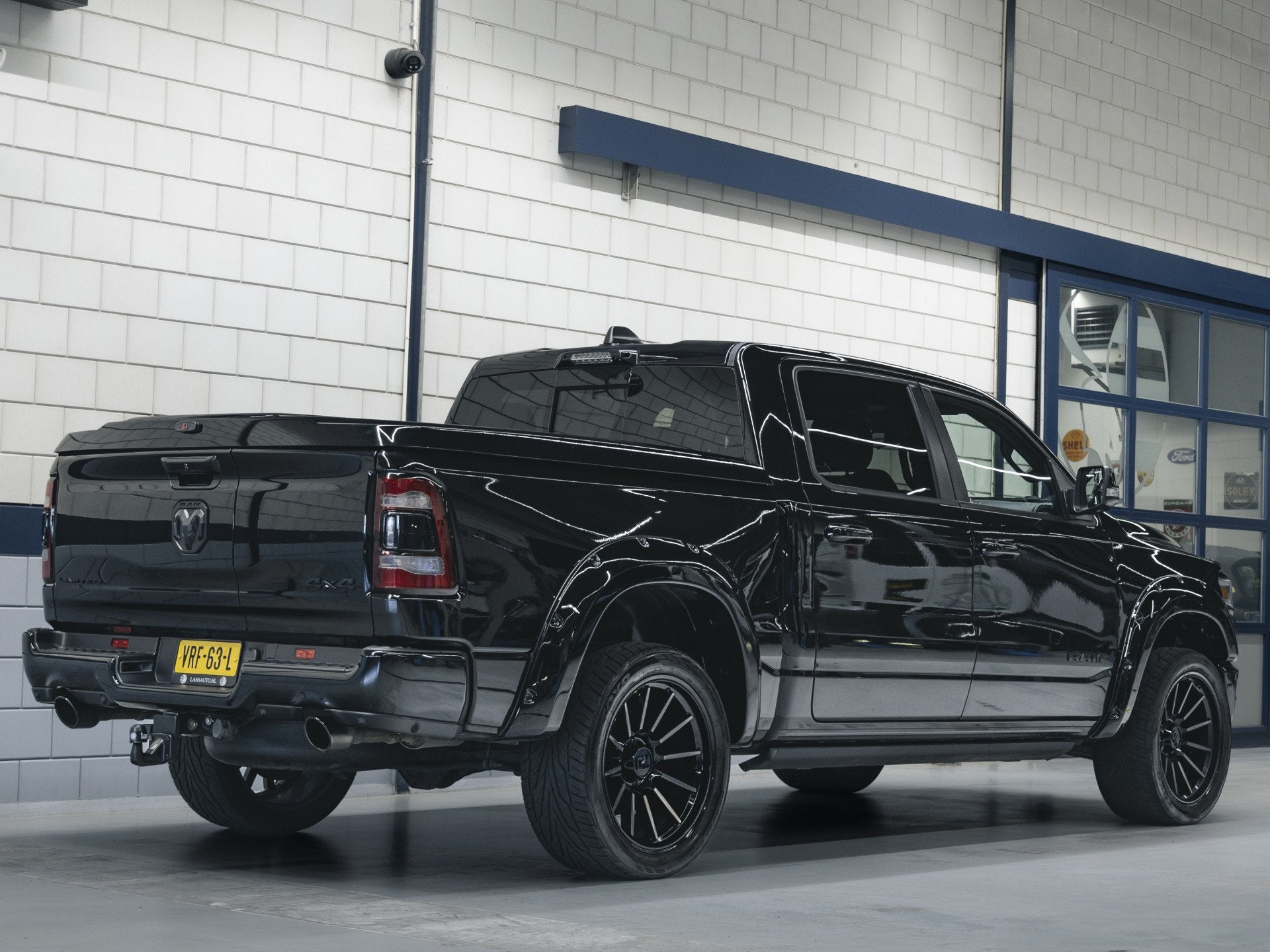 Dodge Ram 1500 Limited Night Edition | Stoelmassage | Dubbel, Automaat, Lichtsensor, Gebruikt, 5654 cc